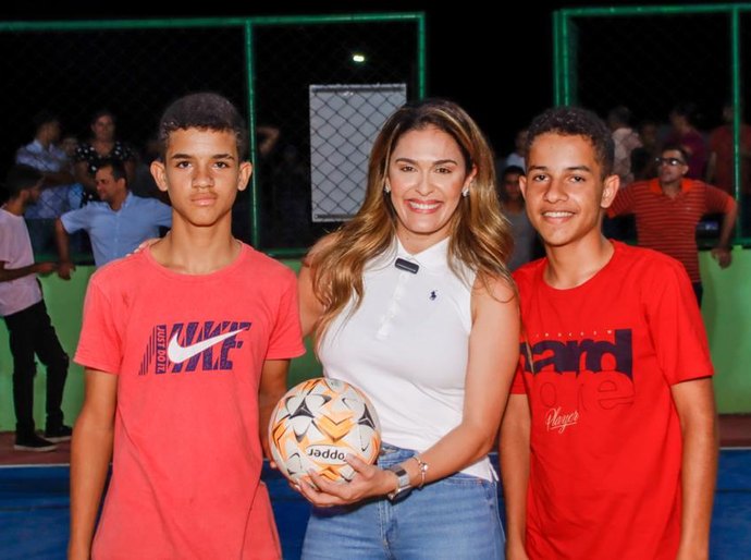 São José da Laje: Programa Municipal Mais Esporte Mais Vida entrega quadra poliesportiva à comunidade