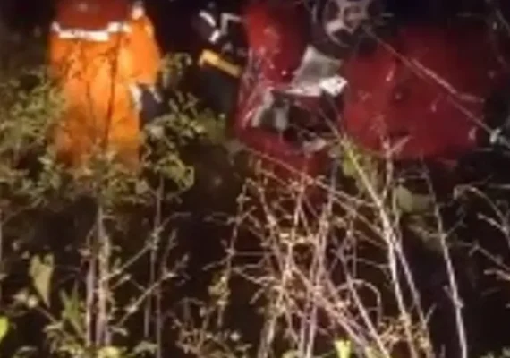 Polícia identifica motorista que causou acidente com três mortos no interior