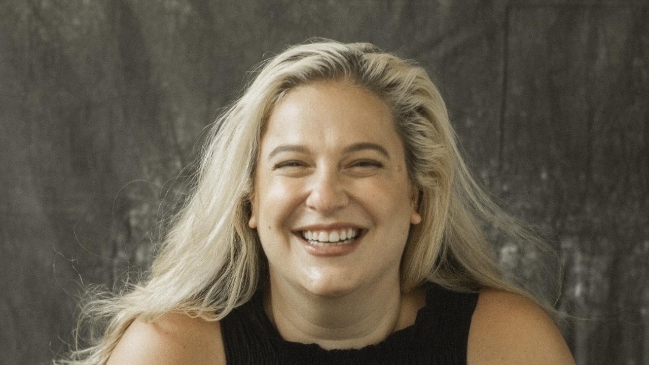 Alice Caymmi apresenta tributo à Nana Caymmi no Projeto Seis & Meia