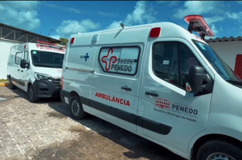 Penedo melhora atendimento de urgência com chegada de duas novas ambulâncias