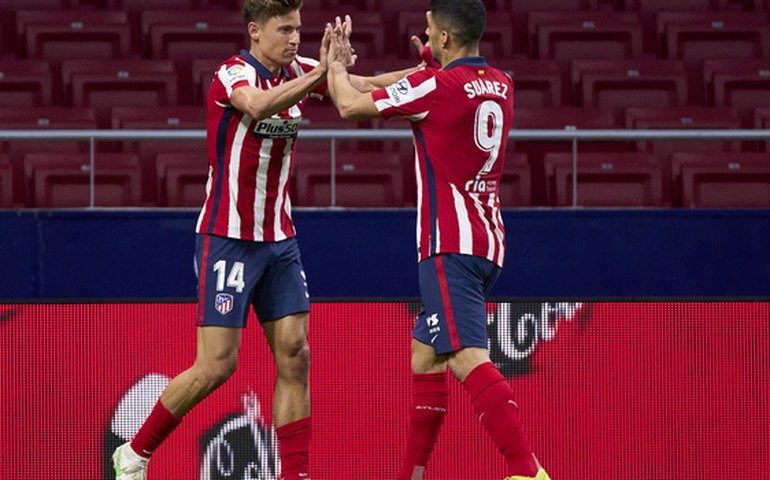 Atlético de Madrid faz 3 pelo alto, vence e impede Real de voltar à liderança do Espanhol