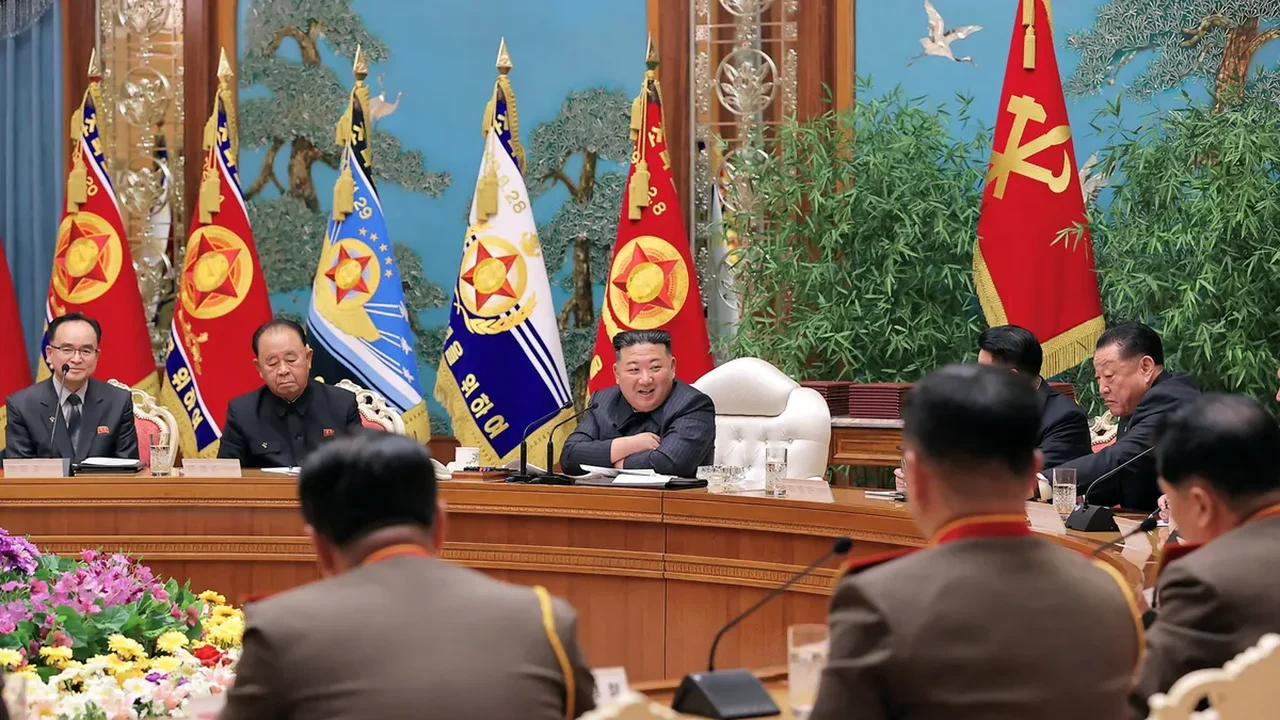 Coreia do Norte alerta que manobras militares dos EUA podem provocar 'guerra termonuclear'