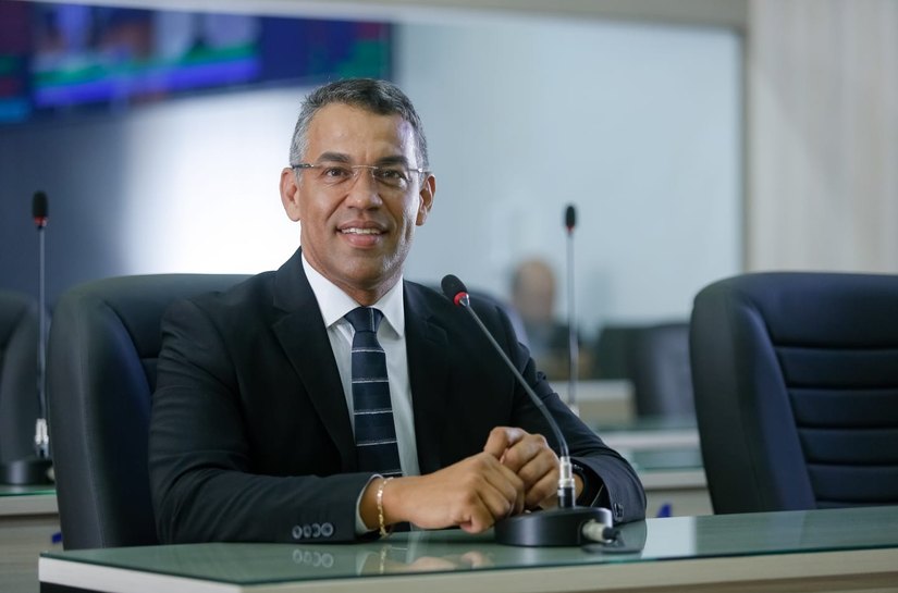 Câmara de Maceió aprova lei que prioriza imóveis de programas habitacionais para mães de autistas