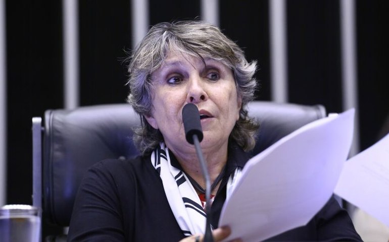 Audiência avalia o tratamento do mieloma múltiplo no SUS