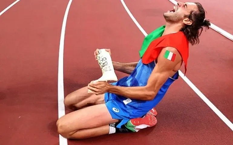 Após crise renal, italiano se recupera e garante vaga na final do salto em altura em Paris-2024