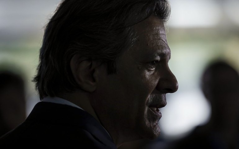 Fazenda retira do projeto de lei proposta de socorro a bancos com dinheiro público