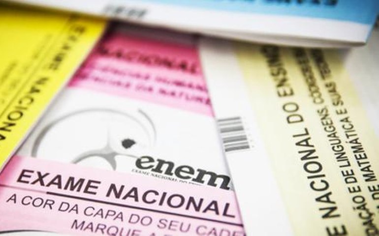 Enem: Estudantes vão ao 2º fim de semana da prova com máscaras e em clima de Copa