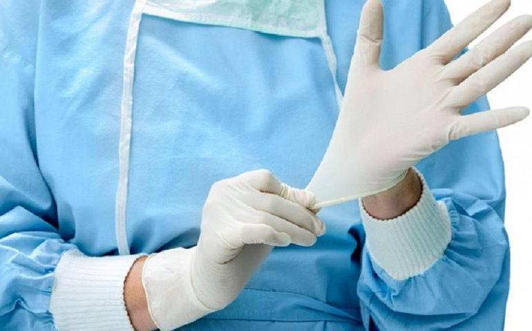 Sesau distribui mais de 3,2 milhões de EPIs para unidades e profissionais de saúde