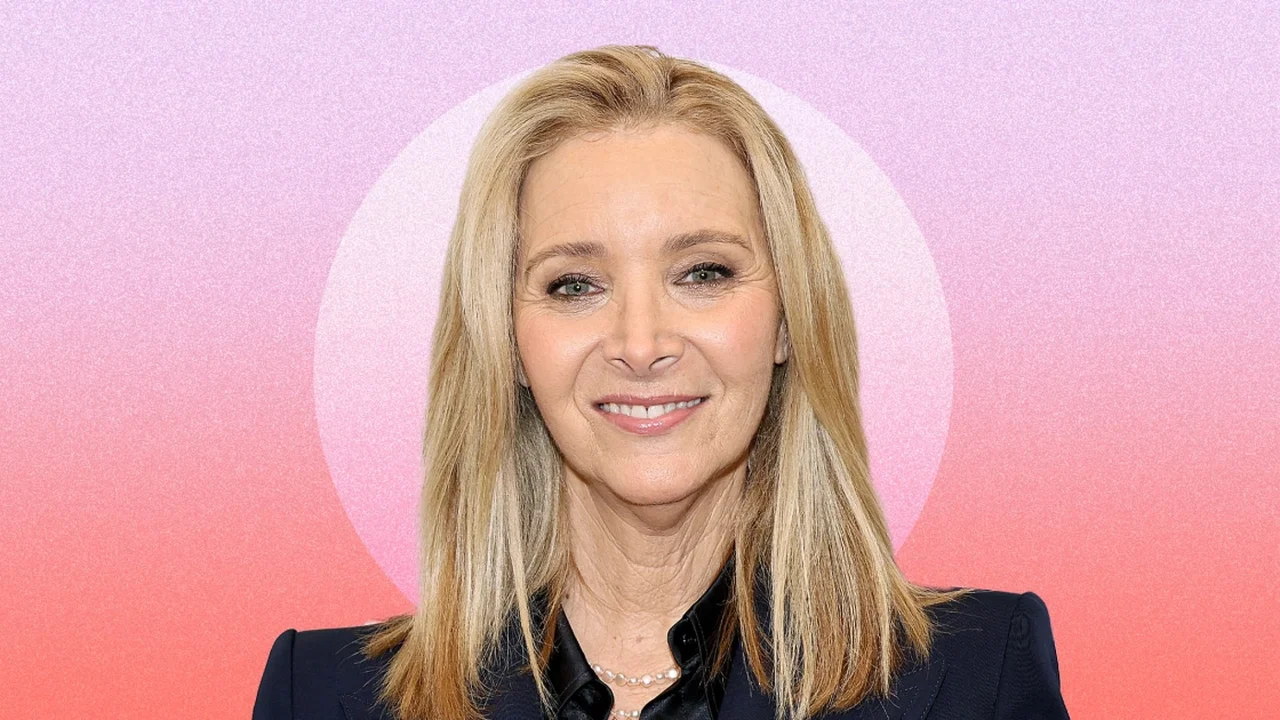 Lisa Kudrow, a Phoebe de 'Friends', revela comportamento tóxico de roteiristas nos bastidores