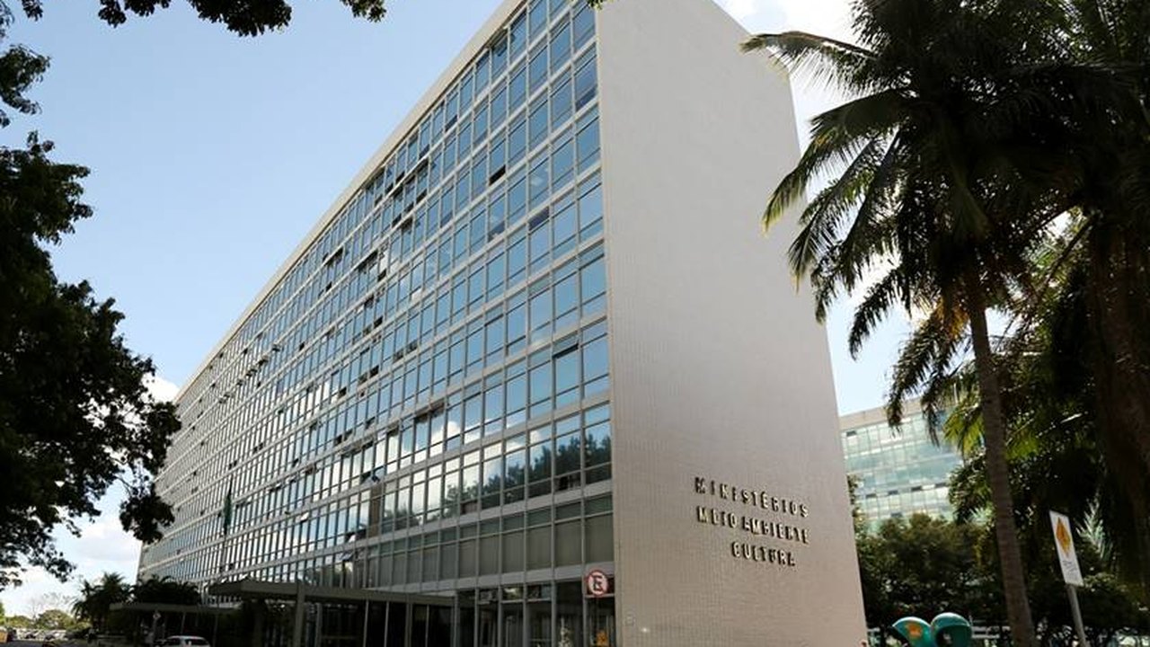 Produtor de Festival de Jazz do Capão e 13 deputados vão à Justiça contra Funarte