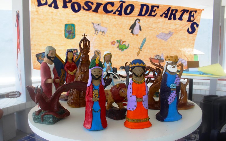 Adolescentes em cumprimento de medidas socioeducativas transformam barras de sabão em peças de arte