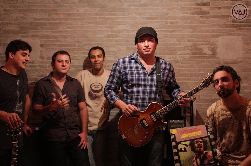 Quintas no Poço: Som de Vinil toca sucessos de Cazuza na quinta-feira, 28