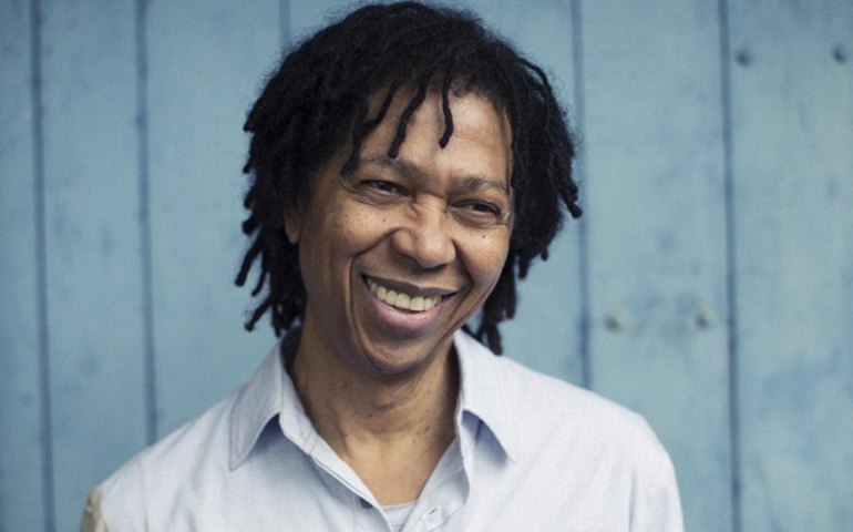 Djavan será agraciado com a Comenda Tavares Bastos