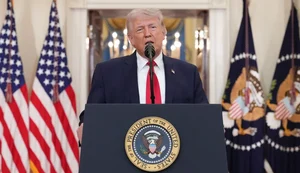 Donald Trump afirma que ataques foram em legítima defesa
