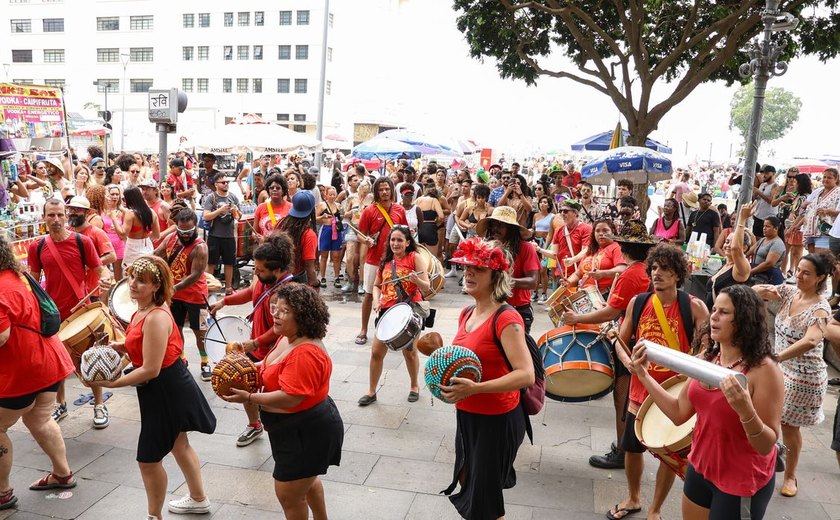 Com tema “Estado de Folia e Alegria”, São Luís abre pré-Carnaval