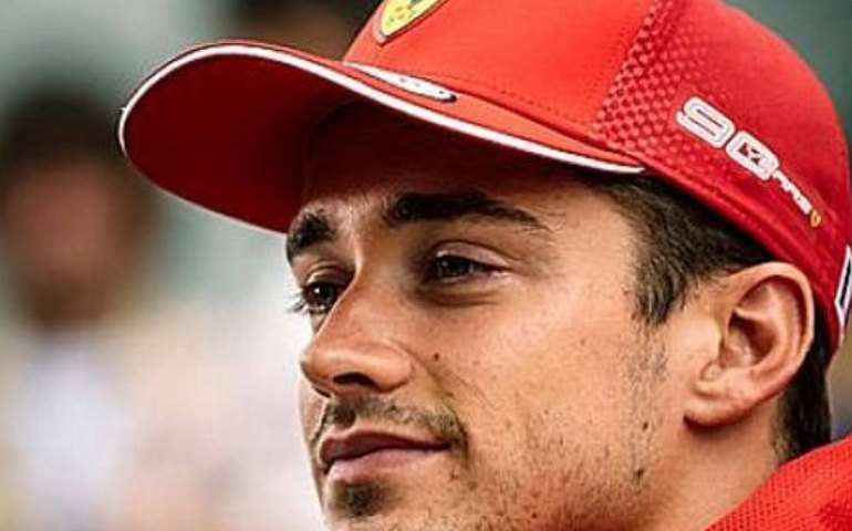 Charles Leclerc rebate críticas: &#8216;Eu odeio o racismo. Isso é nojento&#8217;
