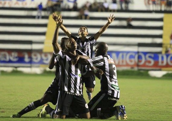 Com gol de letra ASA vence Fortaleza no Coaracy