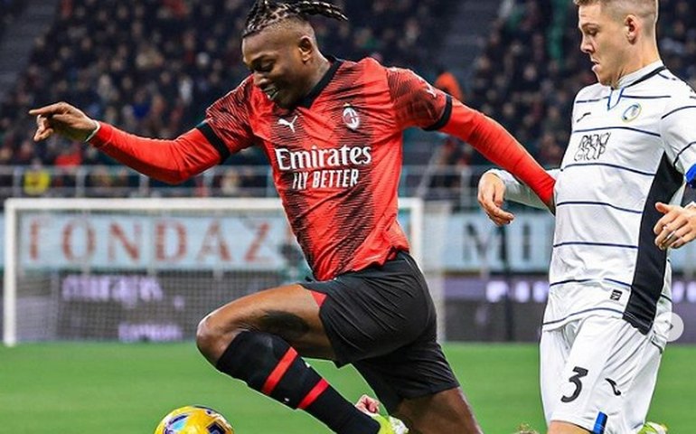 Milan pressiona no segundo tempo, mas não sai do empate com a Atalanta