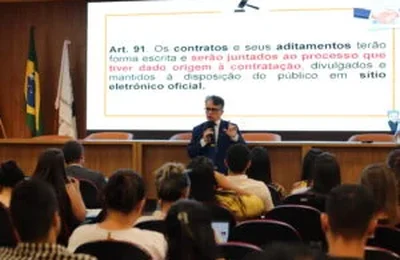 AMA encerra ciclo de capacitações de 2025 com curso sobre gestão eficiente de contratos administrativos