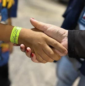Prefeitura distribuirá pulseiras de identificação para crianças no São João Massayo