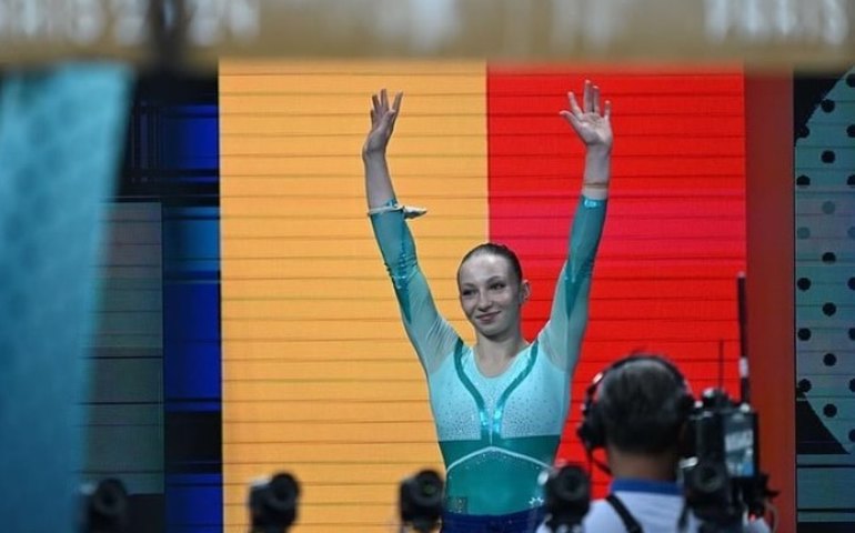 Ginasta romena Ana Barbosu já sabe quando receberá a medalha de bronze do solo