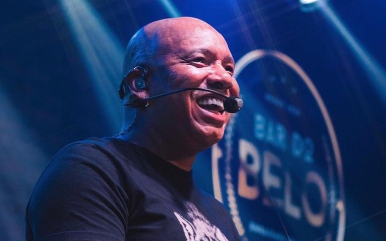 Anderson, do Molejo, é diagnosticado com embolia pulmonar após internação no Rio