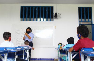 Maceió implementa Unidade Educacional para Aulas Digitais na rede municipal