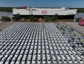 Enquanto Trump fala sobre as tarifas, seu aliado argentino dá as boas-vindas a um monte de veículos elétricos chineses pela primeira vez