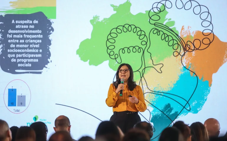 Ministério quer voltar a distribuir Caderneta da Criança ainda em 2023