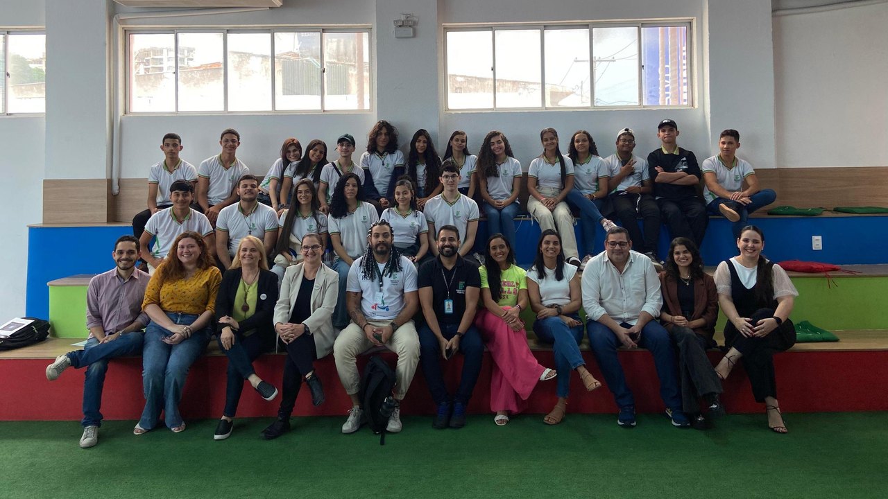 Centro de Inovação do Jaraguá recebe estudantes da rede pública estadual e federal