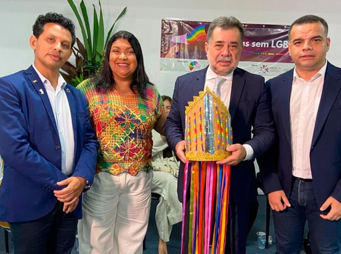 Ministério Público recebe prêmio em reconhecimento à atuação em defesa da comunidade LGBTQIAPN+