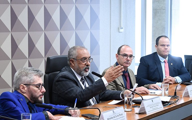 Número 2 do Ministério da Previdência é alvo de operação da PF sobre farra do INSS