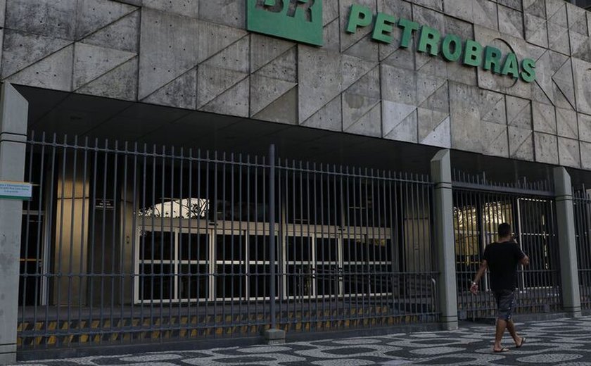 Conselheiros da Petrobras eleitos por voto múltiplo também vão perder cargos