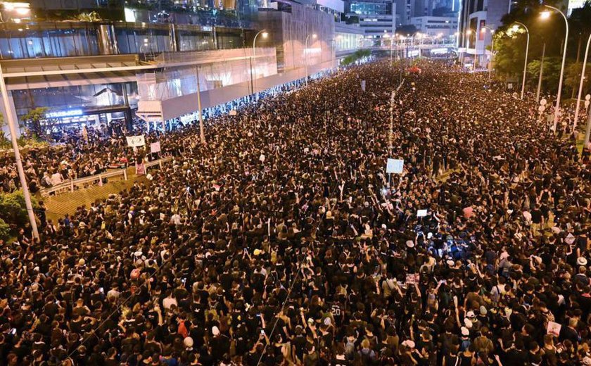 10 mil presos e 3 mil processados, incluindo menores, por protestos pela democracia em Hong Kong, mostra relatório inédito