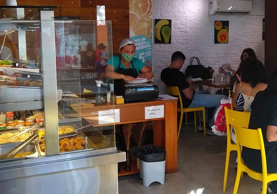 Em AL, setor de serviços recua 4,4% no mês de novembro