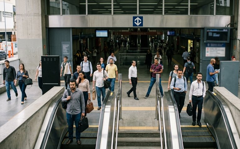 Metrô de SP opera normalmente após suspensão de greve