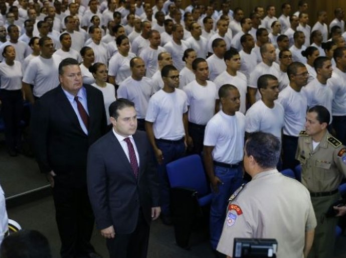 Estado cumpre compromisso e põe 200 novos alunos em curso de formação
