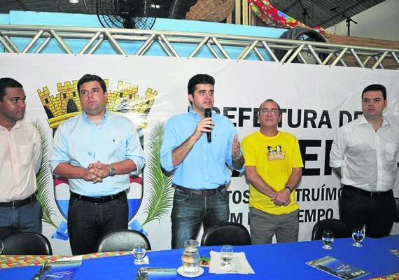 Jacinto Silva: forrozeiro palmeirense é homenageado em São João de Maceió