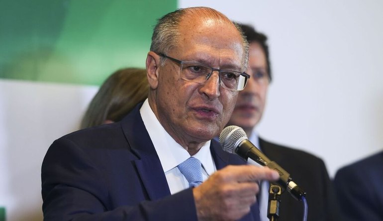 Brasil deve seguir modelo global sustentável de produção, diz Alckmin