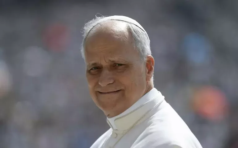 Em telefonema, Papa e premiê espanhol discutem crise migratória