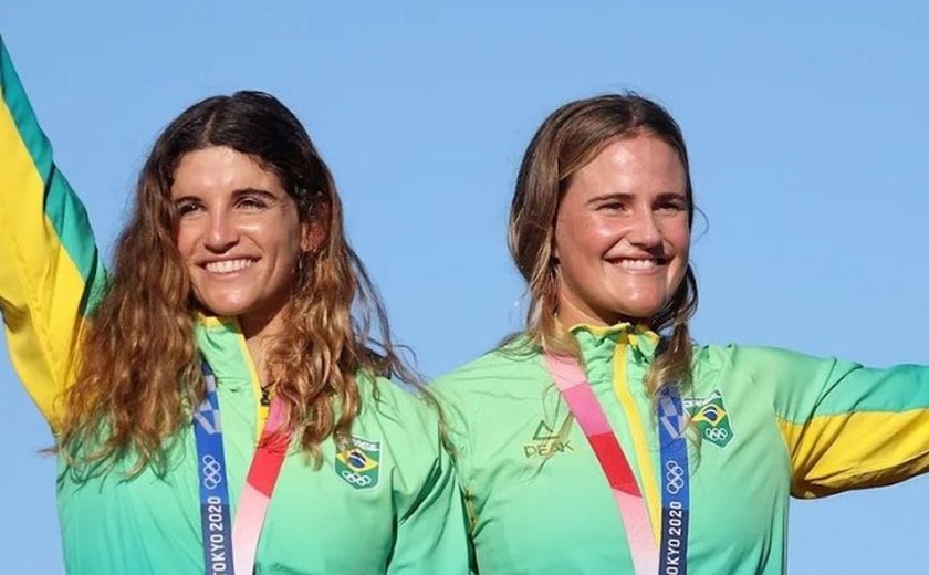 Martine Grael e Kahena Kunze ficam em 12º no Mundial de Vela e não asseguram vaga em Paris-2024