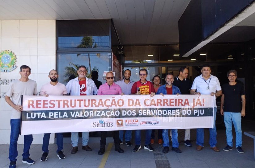 Servidores do Judiciário Federal pleiteiam reestruturação da carreira em mobilização nacional