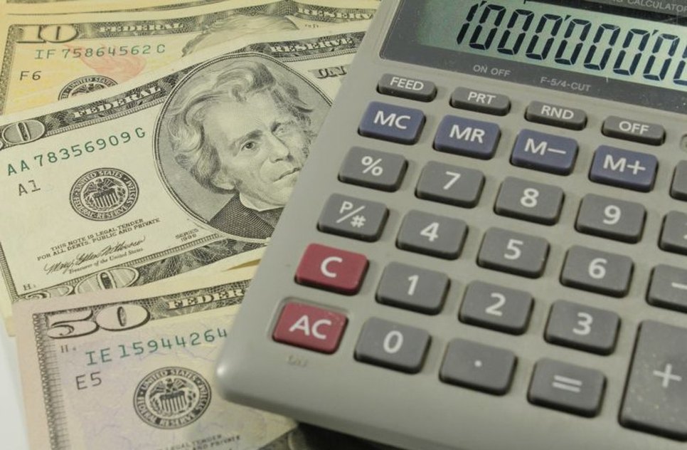 dolar e economia 