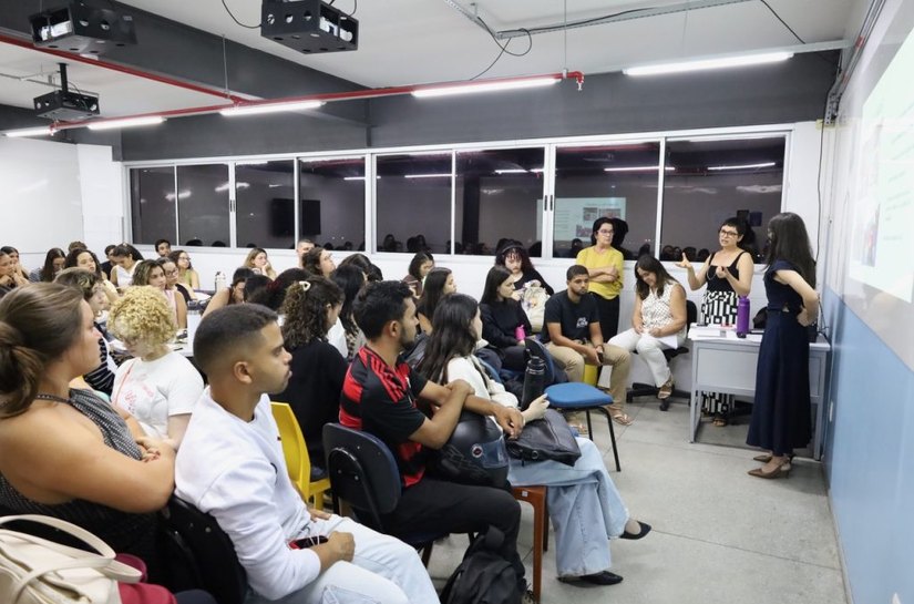 Palestra no curso de Arquitetura e Urbanismo do Cesmac debate produção coletiva da cidade nas comunidades de Maceió