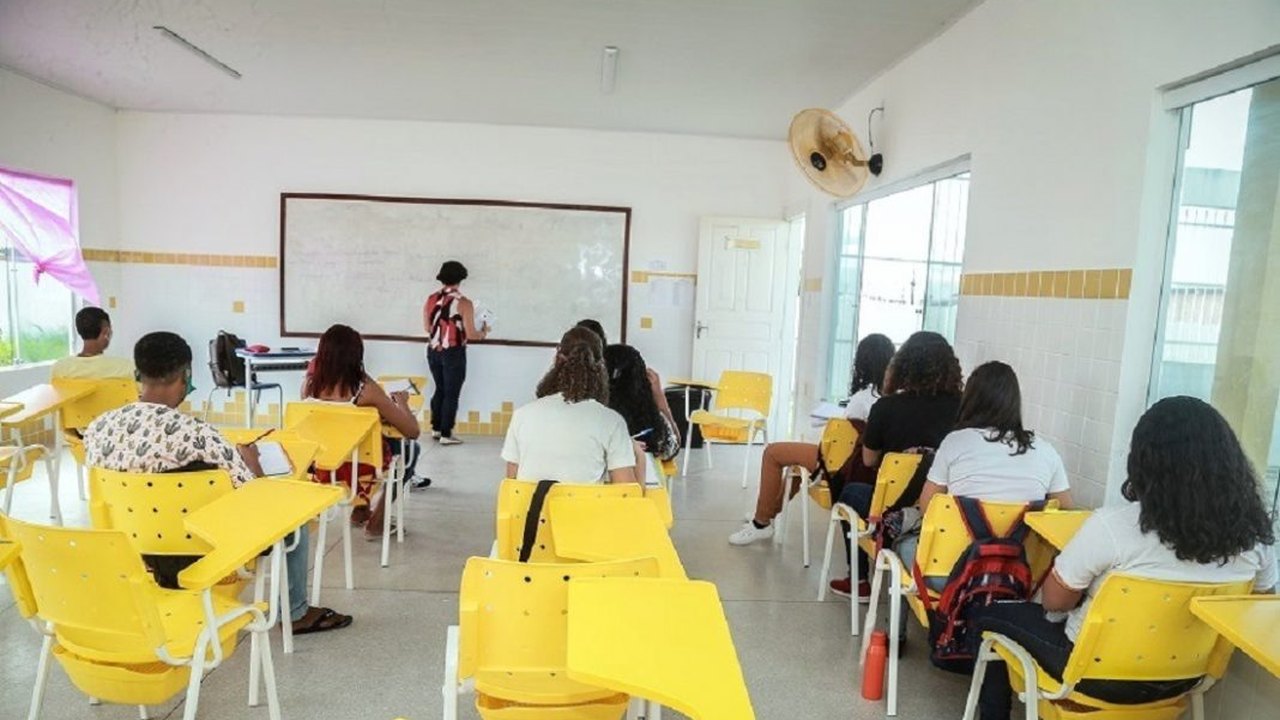 Aulas das escolas municipais de Penedo voltam no próximo dia 04 de julho de forma presencial