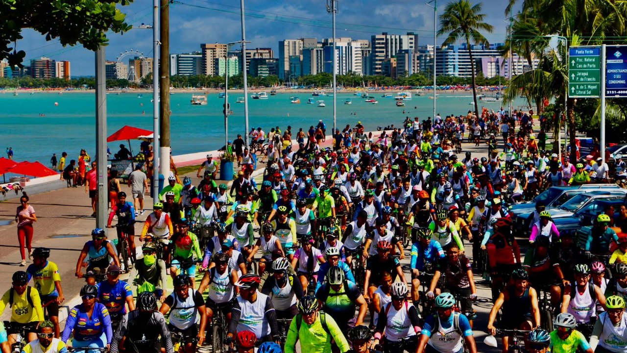 15º Passeio Ciclístico do IMA reúne cerca de 2 mil pessoas em Maceió