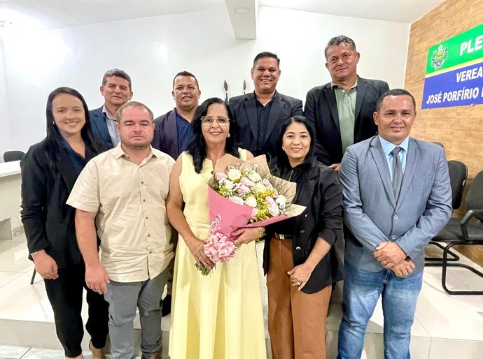Legislativo de Lagoa da Canoa realiza sessão especial em homenagem ao aniversário da prefeita Edilza Alves