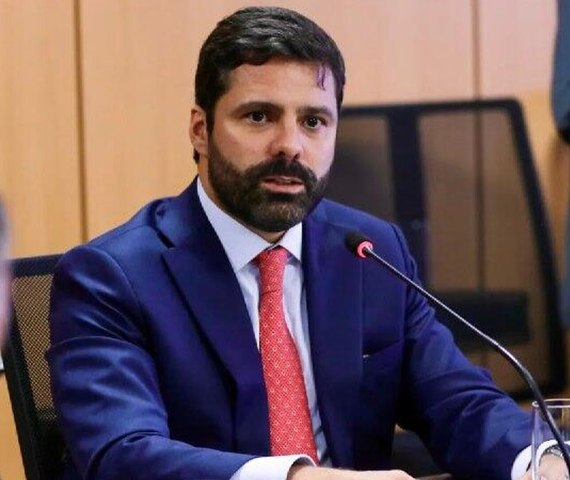 Quem é Manoel Carlos, ministro interino da Justiça