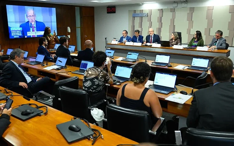 Caatinga merece estar no centro das políticas públicas, dizem debatedores