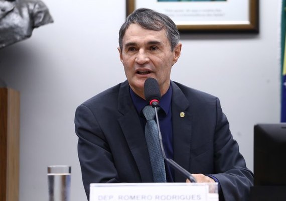 Projeto estabelece exigência de entrega rigorosa de produtos comprados pela internet